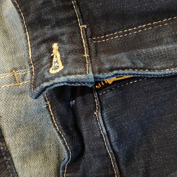 Torrid Cropped Dark Wash Blue Jeans Size 24T - Picture 9 of 10